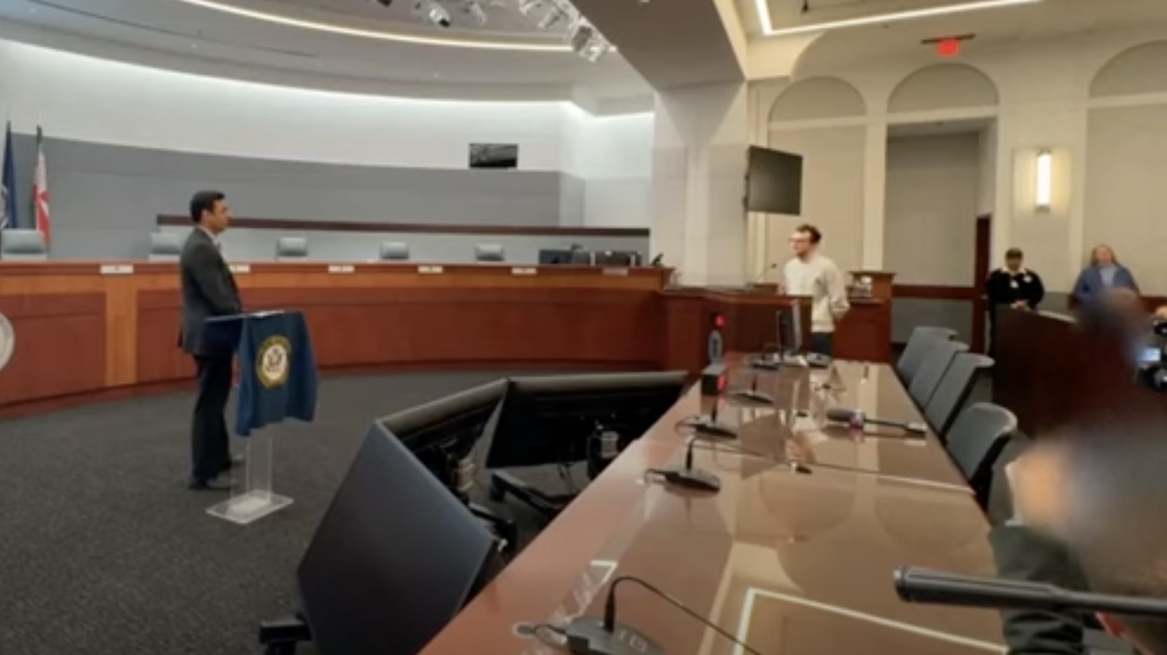 Federal Worker Reveals 19-21-Year-Old DOGE Team Members Conduct 15-Minute Job Justification Interviews with Grown-Up Employees Before Deciding Whether They Should Be Fired | The Gateway Pundit | by Jim Hᴏft