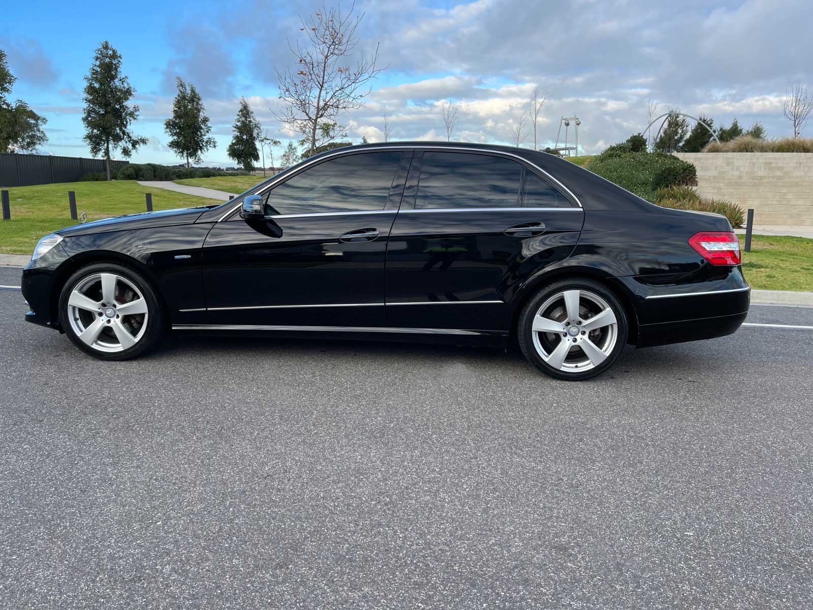 Airport Pickup Melbourne | Airport Pick Up Service Melbourne | MDC